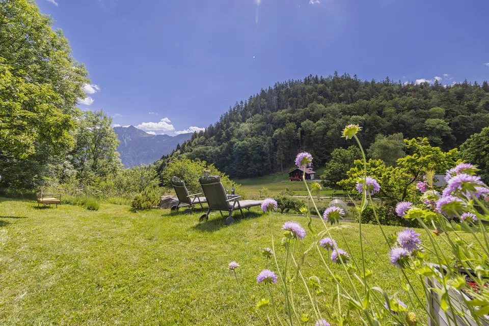 Your peaceful haven located in a charming hamlet close to Leysin!