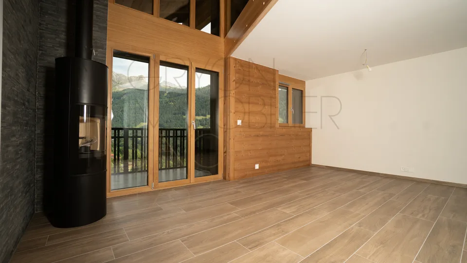 Elegante duplex alpino, 140 m² abitabili + garage, vicino a Barboleuse