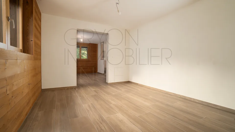 Elegante duplex alpino, 140 m² abitabili + garage, vicino a Barboleuse – foto 12 di 13