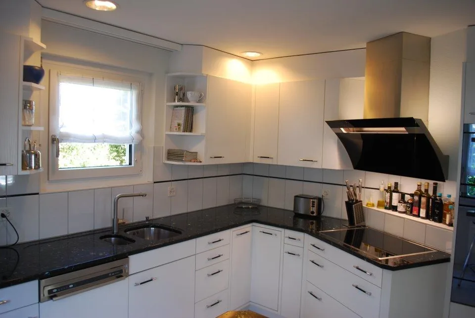 Charming single-family home in a quiet location in Bottighofen – photo 11 of 12