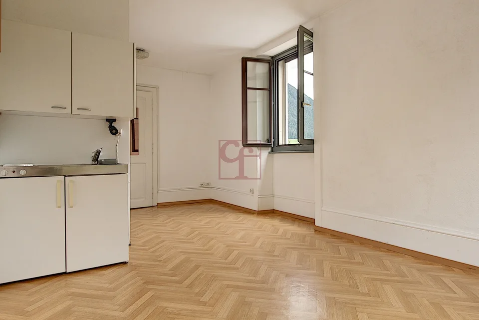Immeuble mixte en PPE au coeur du village