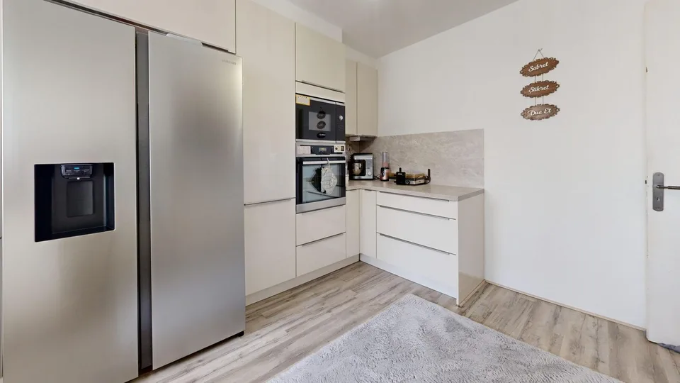 Appartamento luminoso e spazioso di 4 locali – 84 m² – Disponibile immediatamente