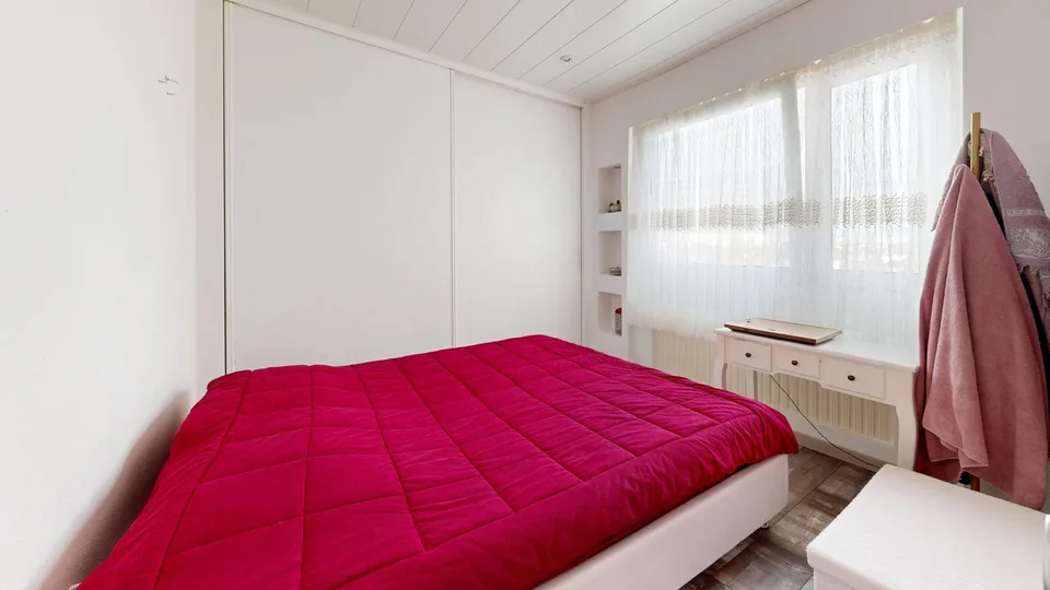 Appartamento luminoso e spazioso di 4 locali – 84 m² – Disponibile immediatamente – foto 8 di 9