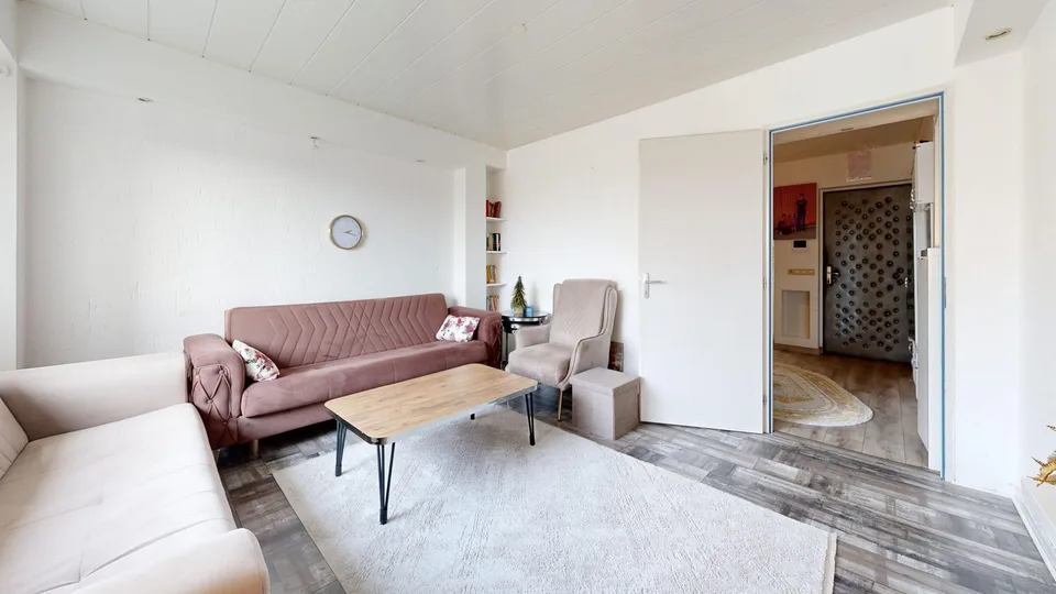 Appartamento luminoso e spazioso di 4 locali – 84 m² – Disponibile immediatamente