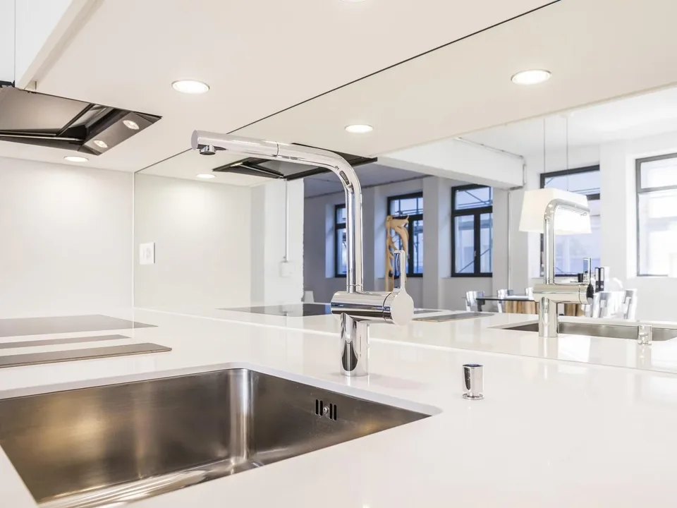 Loft design de 2,5 pièces | 104 m² | Au calme sur cour intérieure | Zürich-Altstetten