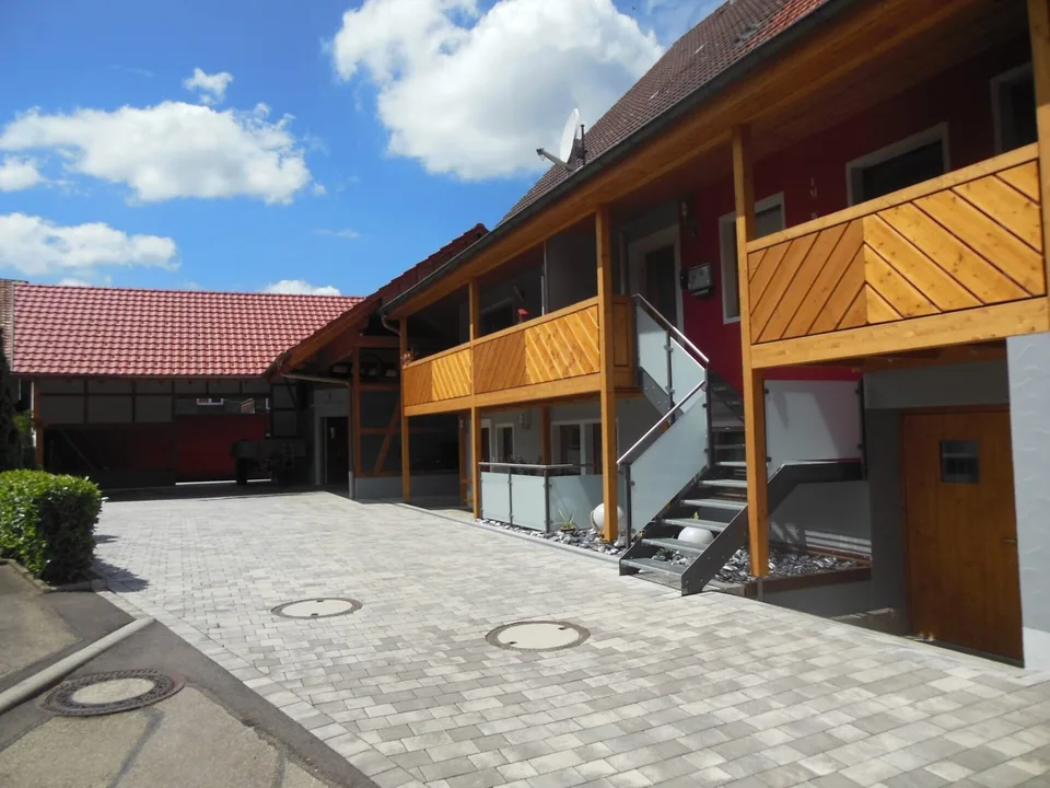 Dangstetten - Casa bifamiliare ristrutturata