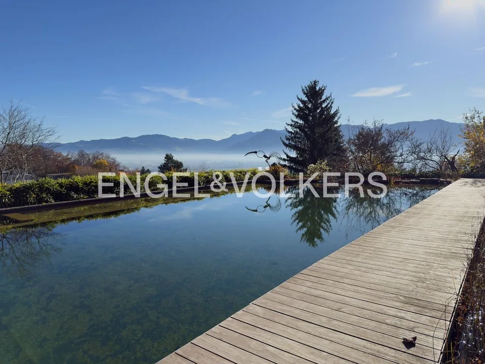 Elegant design villa with privacy and breathtaking panorama