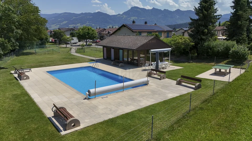 Ravissante maison mitoyenne avec accès à une piscine privée – photo 12 sur 13