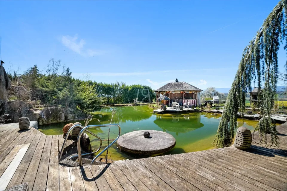 Daillens - Domaine d'exception avec piscine intérieure, dépendance et parc de plus de 6'000 m²