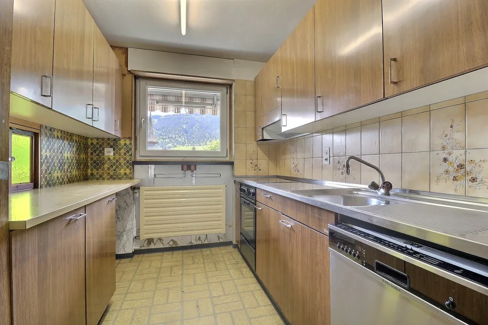 Charmante 4.5-Zimmer-Wohnung mit Balkon und Garage