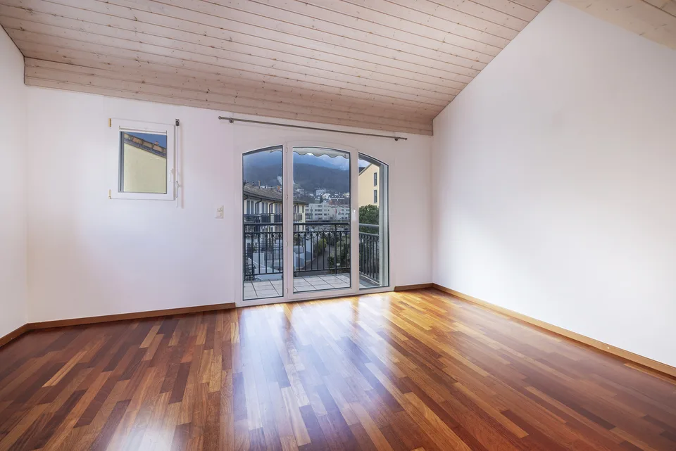 Villa triplex sul lago di Ginevra nella Marina du Bouveret – foto 12 di 13