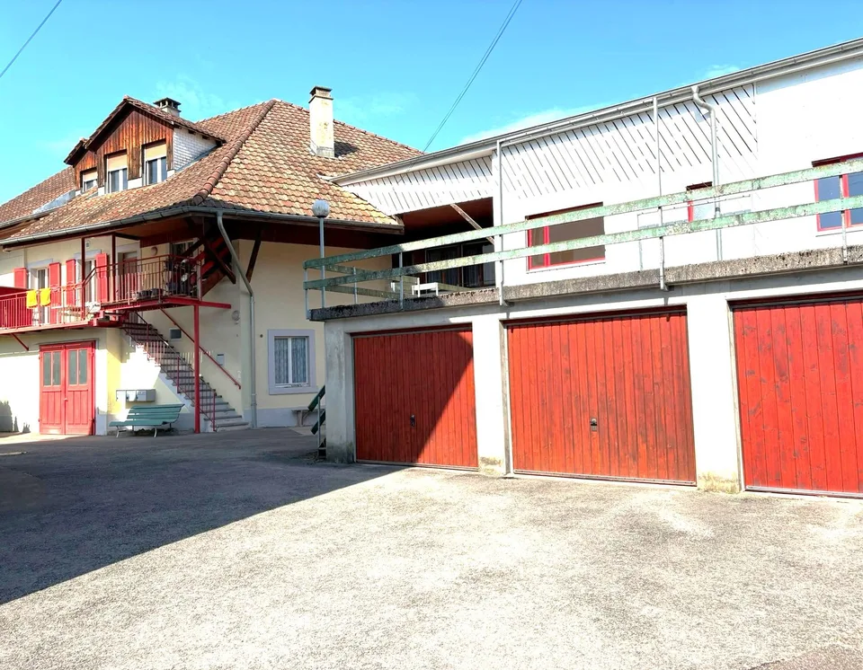 Proprietà con diversi appartamenti e un laboratorio artigianale a Porrentruy – foto 12 di 15