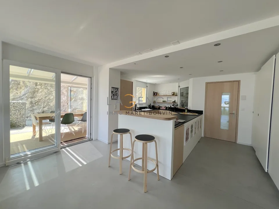 Appartamento 3,5 locali con veranda e vista sui castelli - Gravelone