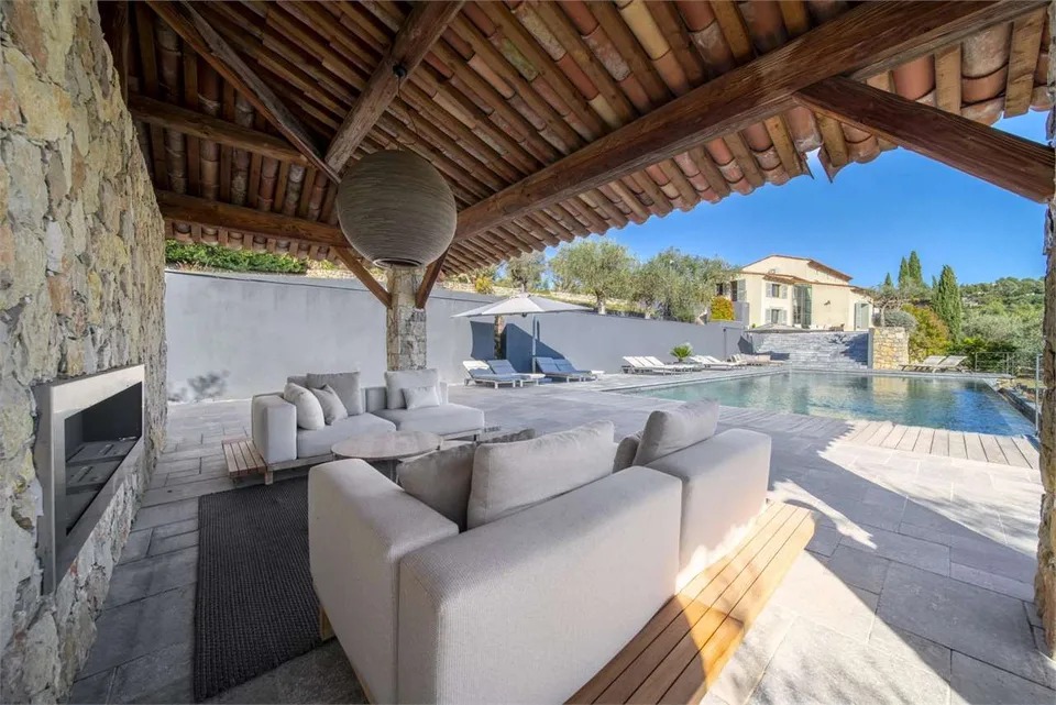 Maison de campagne charmante avec vue panoramique. – photo 7 sur 8