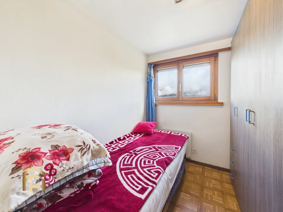 Vivre avec une vue : Appartement ensoleillé de 4,5 pièces dans l'idyllique Ergisch