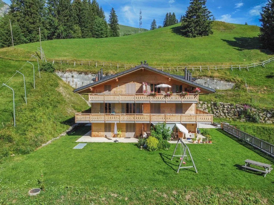 APPARTEMENT 3,5 PIÈCES - À VENDRE - RÉS. LES FLOCONS - AUX MOSSES