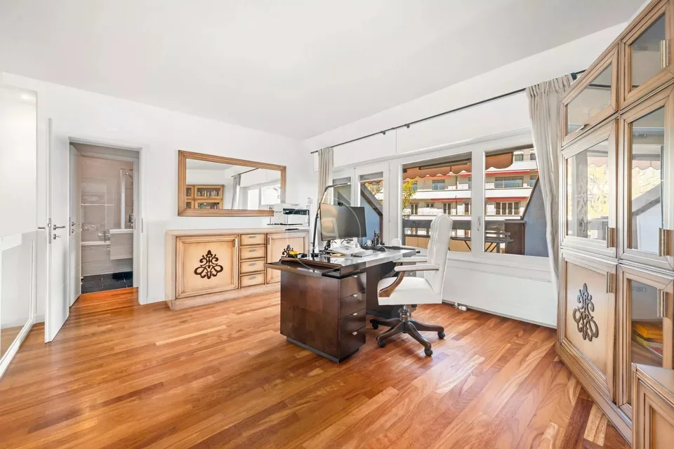 Bel attique en duplex au coeur de Champel