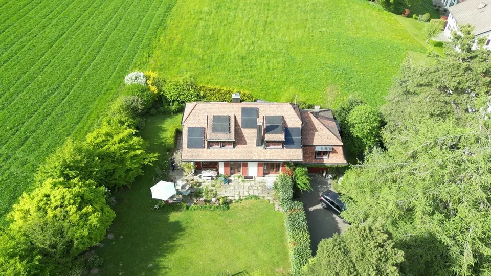 Einfamilienhaus mit einem wunderschönen Garten