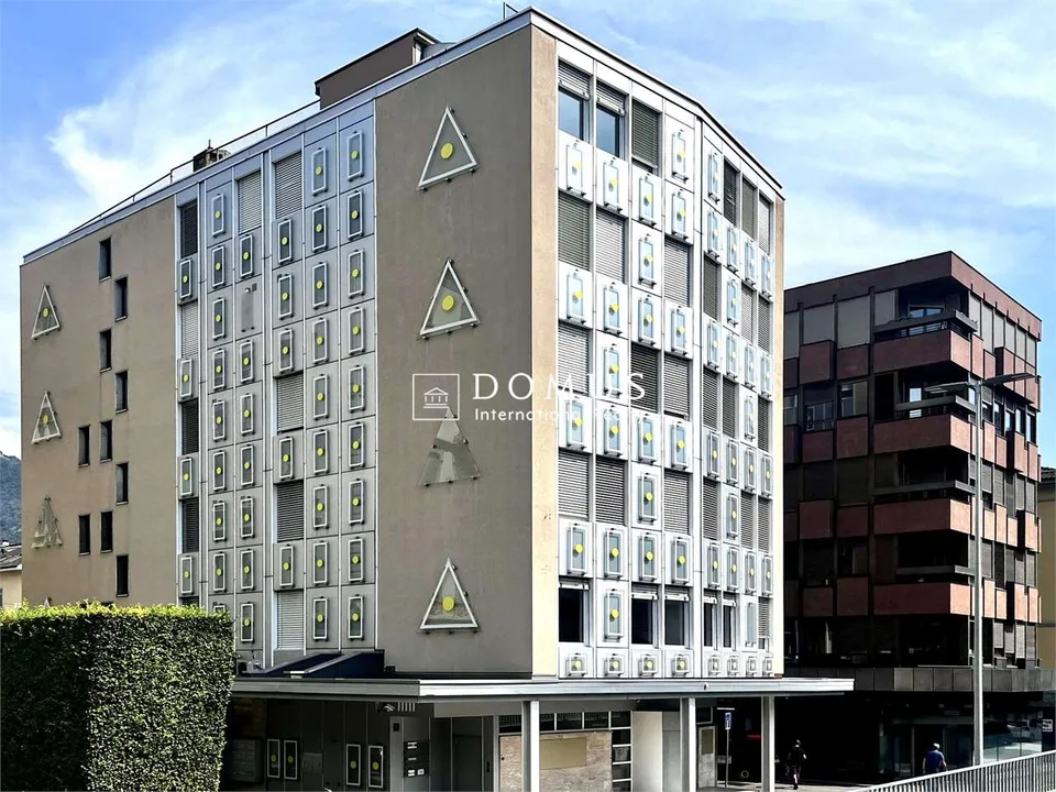 Chiasso, stabile 100% Commerciale al 5%