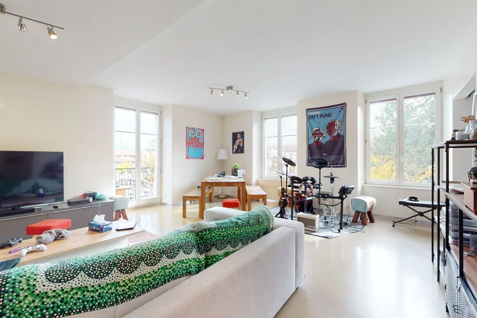 Immeuble mixte rénové au centre de Porrentruy