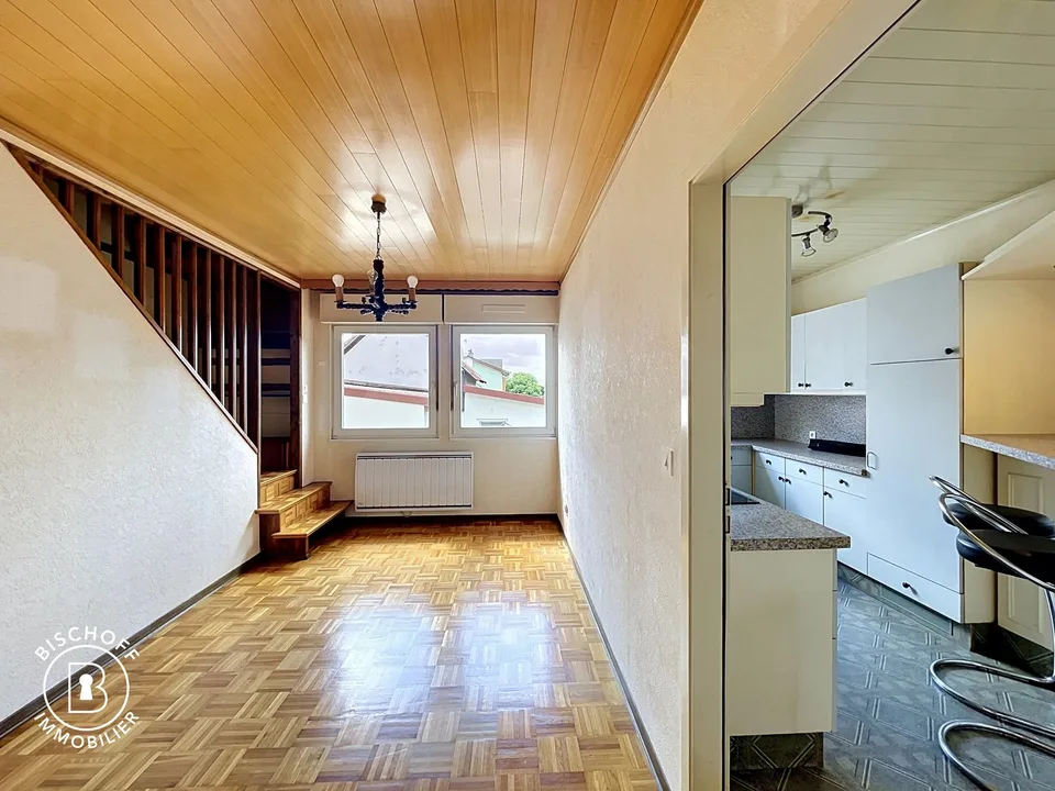 Charmantes Haus, das renovierungsbedürftig ist – sofort verfügbar – foto 8 di 30