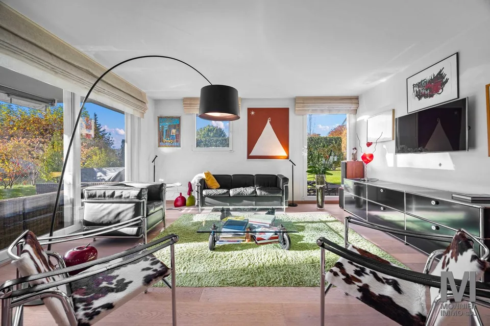 Magnifique duplex de 7.5 pièces avec terrasse et jardin privatif à Pully