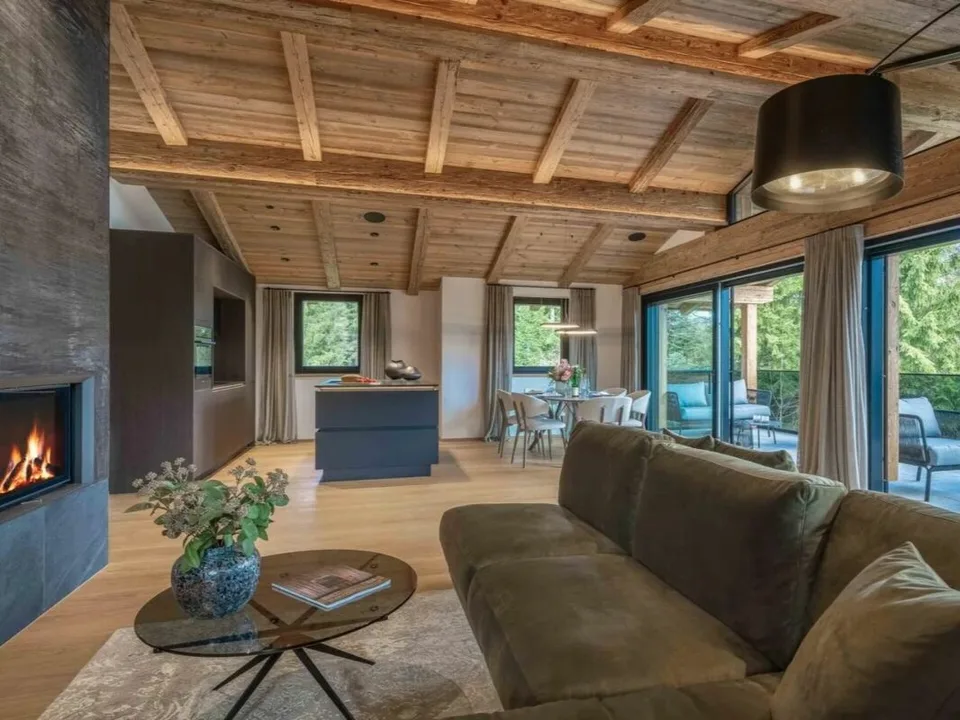 Où les Alpes murmurent et le luxe persiste