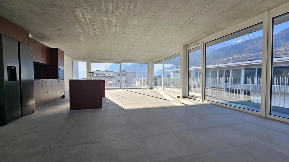 Meraviglioso attico di 4,5 locali con ampio balcone
