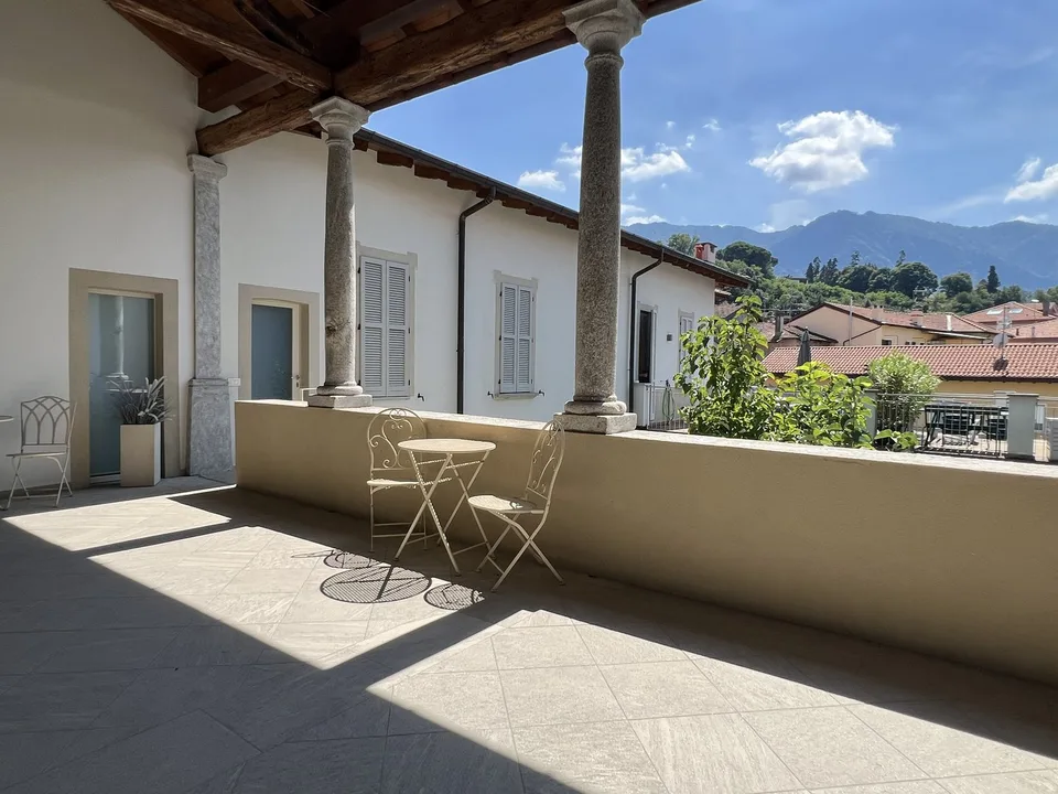 Luxus-Wohnung im komplett sanierten Palazzo im Zentrum mit Pool, in ruhiger und sonniger Lage – Foto 19 von 19