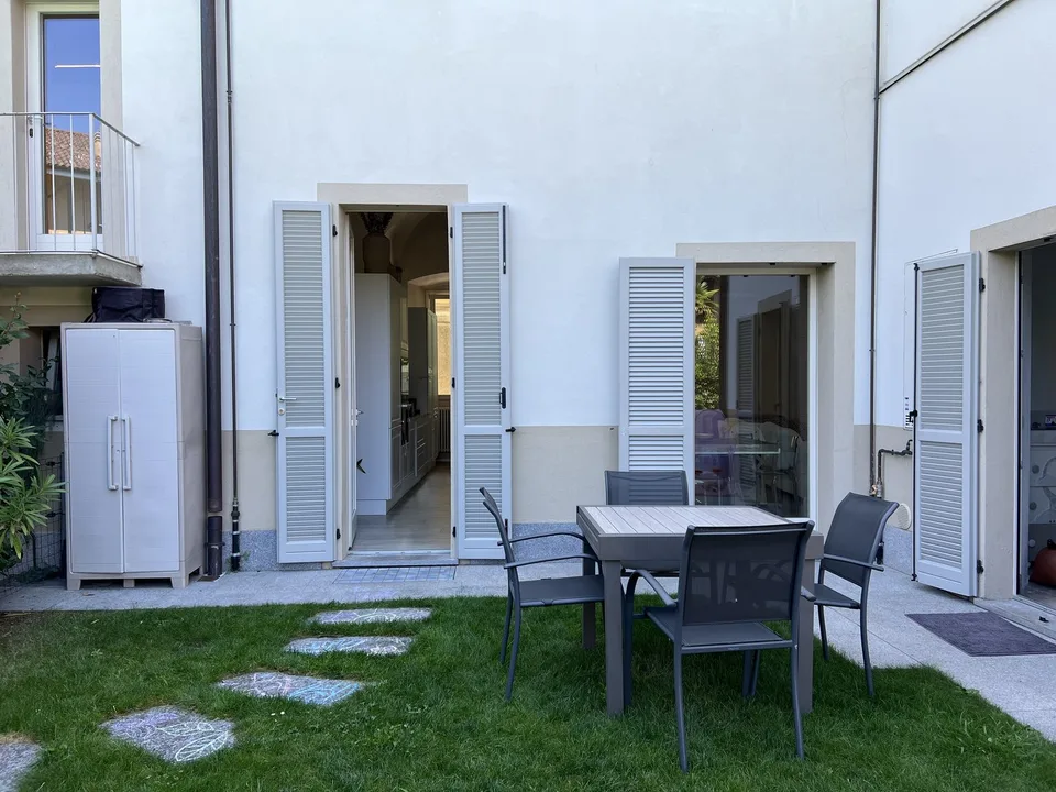 Luxus-Wohnung im komplett sanierten Palazzo im Zentrum mit Pool, in ruhiger und sonniger Lage – Foto 13 von 19