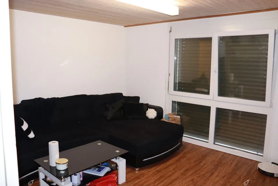 Charmante 3.5-Zimmer-Wohnung mit Einstellhallenplatz in Interlaken!