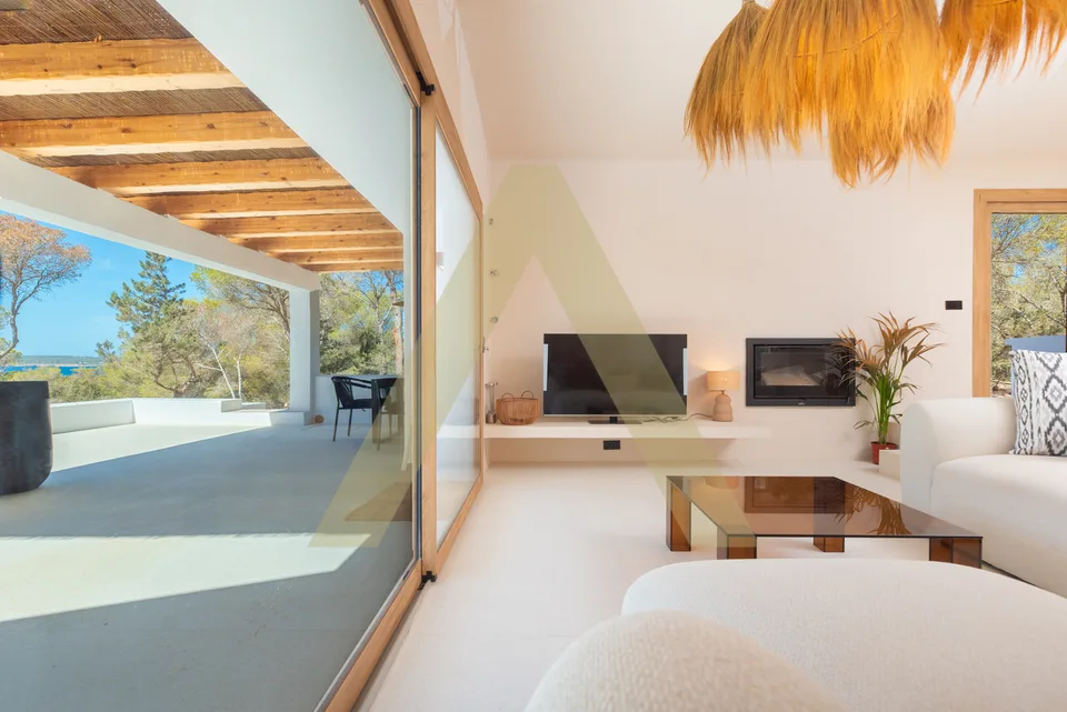 Villa mit Ausblick auf das Meer und Touristenlizenz – Foto 9 von 13