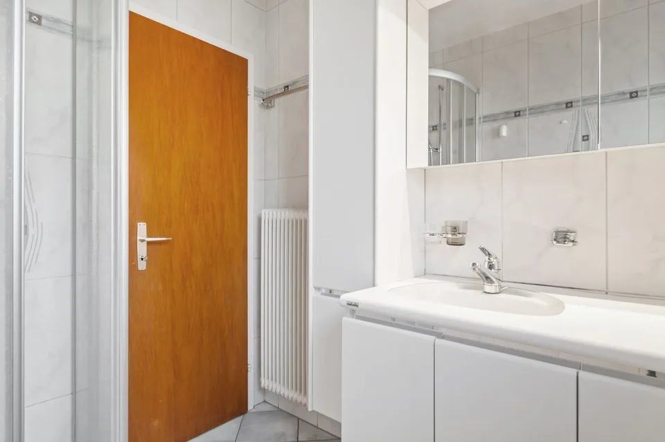 Spacieuse maison individuelle de 7.5 pièces à Fontenais – photo 8 sur 13