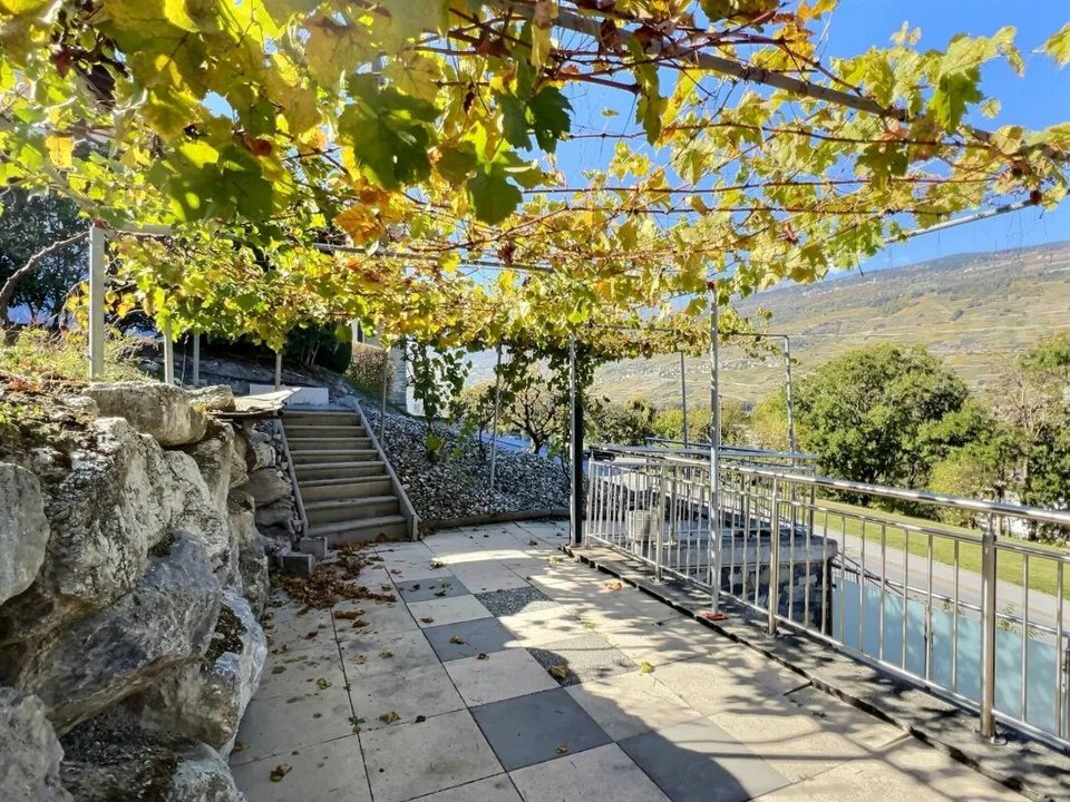 Elegante villa familiare nel cuore di Chalais