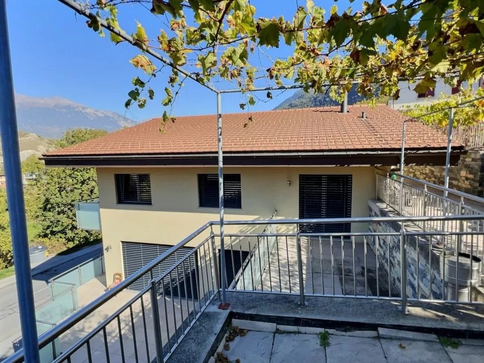 Élégante villa familiale au coeur de Chalais – photo 6 sur 30