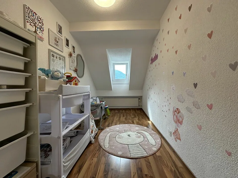 5,5 locali - Casa a schiera con appartamento di 1,5 locali – foto 8 di 14