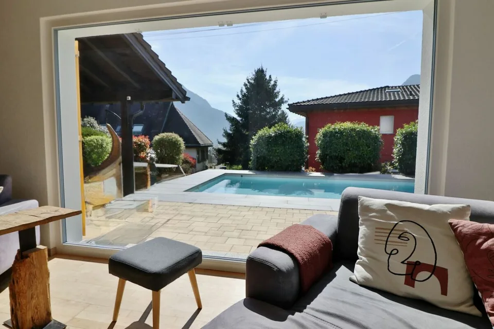 Exclusivité - Magnifique villa individuelle de 6.5 pces 100% autonome en énergie.