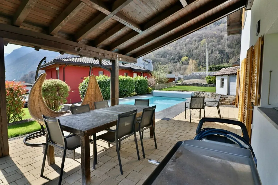 Exclusivité - Magnifique villa individuelle de 6.5 pces 100% autonome en énergie.
