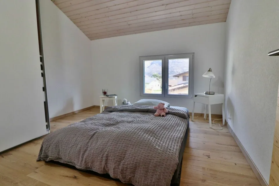 Exklusivität - Prachtvolle individuelle Villa mit 6,5 Zimmern, 100% autark in der Energie. – Foto 8 von 13
