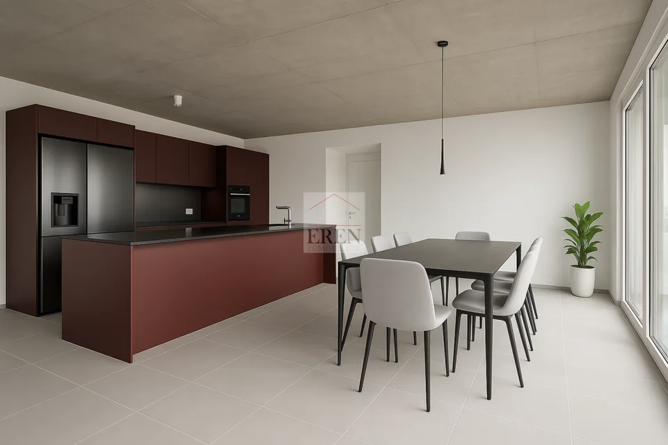 Superba mansarda di 4 locali con facciate vetrate e ampio balcone-terrazza panoramico di 45 m2