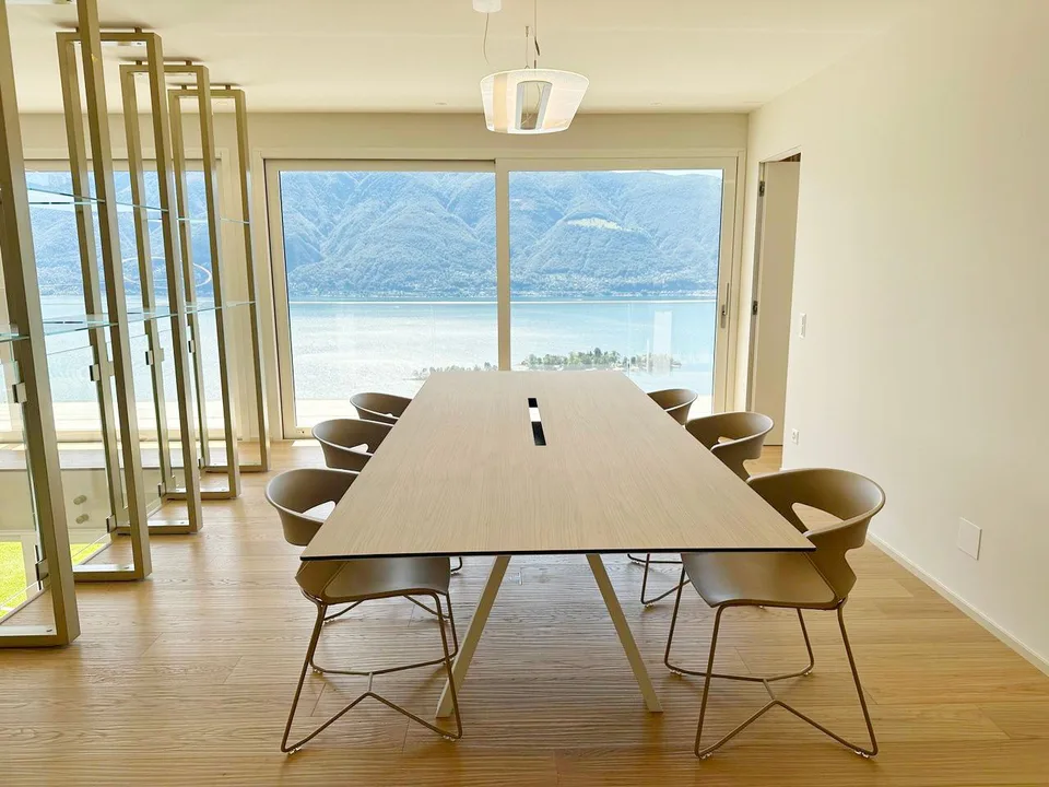 VILLA EXTRALUSSO CON IMPERDIBILE VISTA SULLE ISOLE DI BRISSAGO – Foto 7 von 10