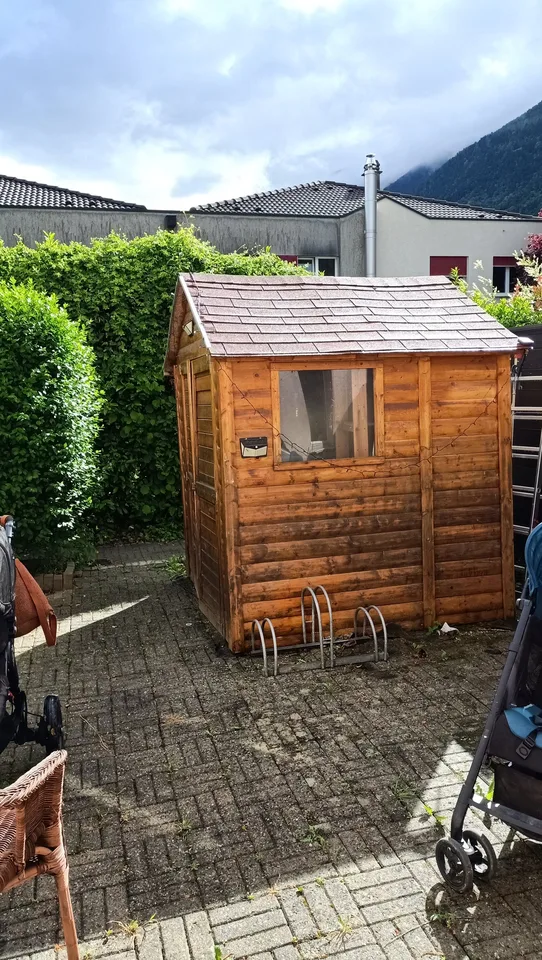 Schöne Reihenvilla mit 2 Terrassen ost und west und Garten – sofort verfügbar