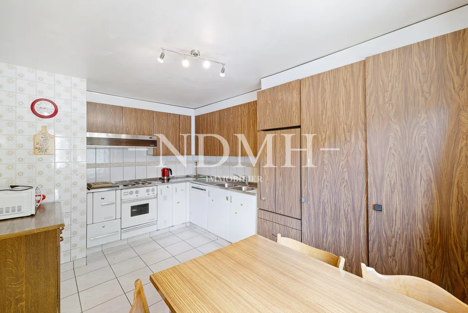 Prächtige Wohnung mit atemberaubendem Blick auf das Rhône-Tal