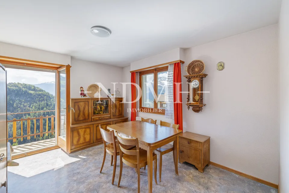 Prächtige Wohnung mit atemberaubendem Blick auf das Rhône-Tal