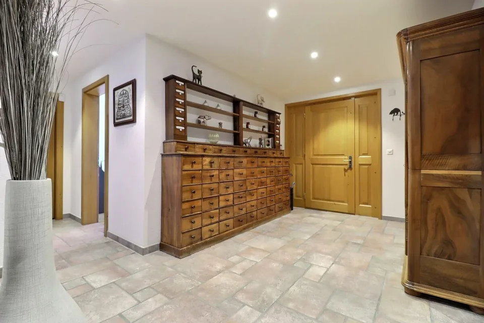 Magnifikes Chalet mit Blick auf den See und die Berge – Foto 17 von 25