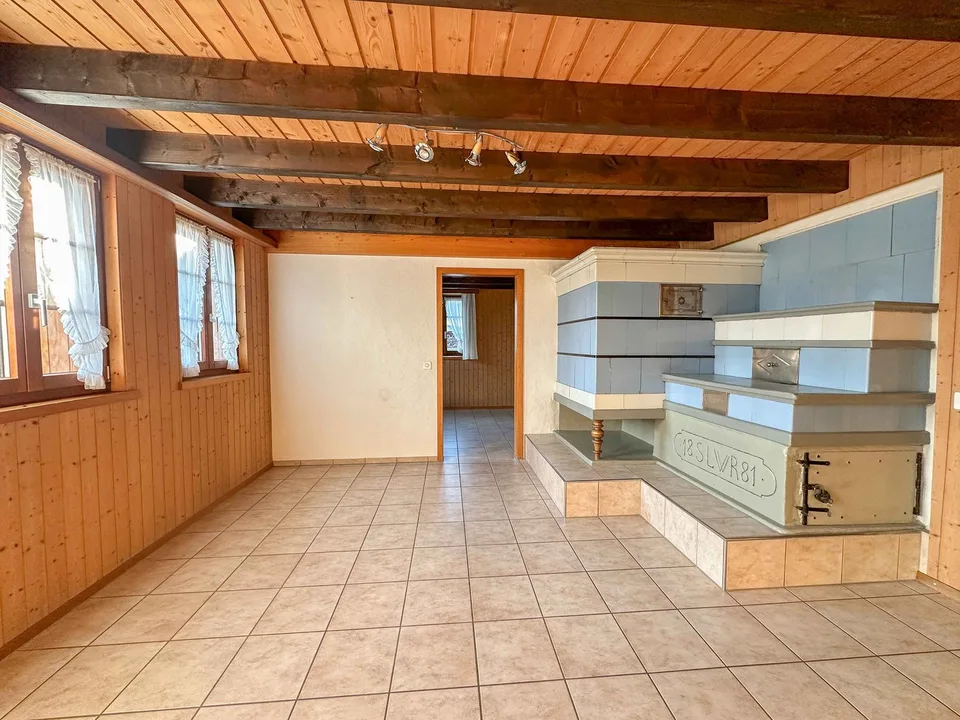 Casa a due famiglie attraente con potenziale di sviluppo nel cuore di Gränichen – foto 9 di 10