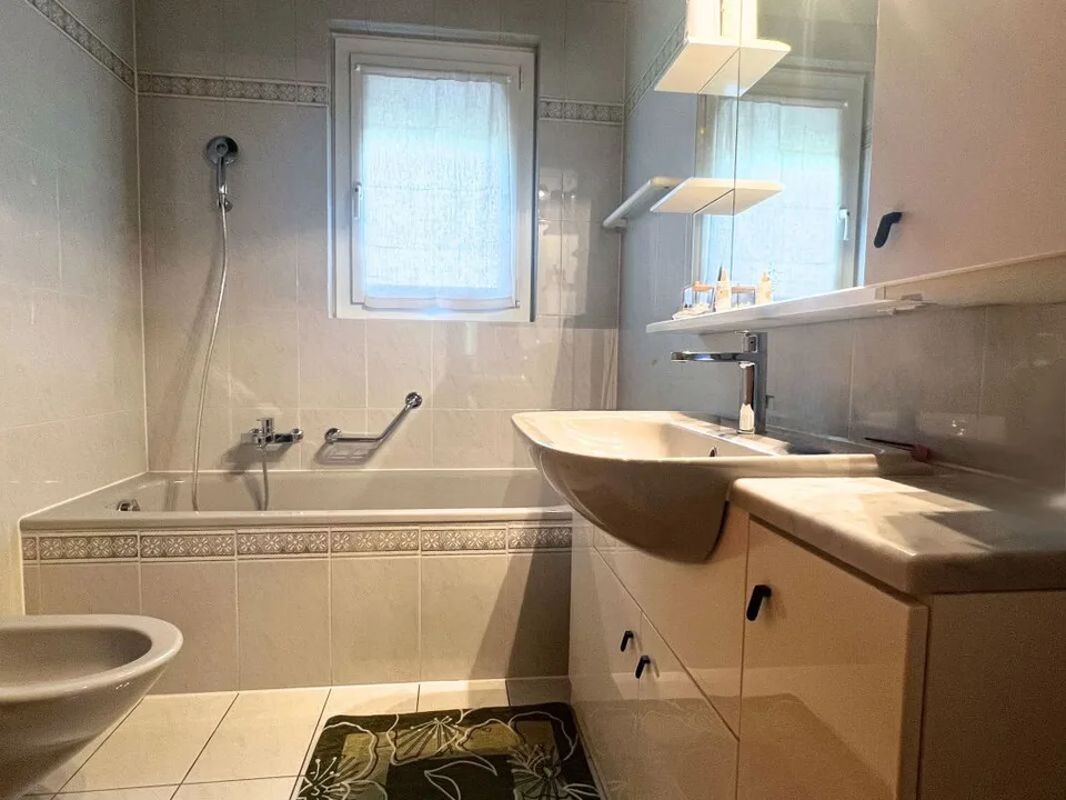 Maison unifamiliale merveilleuse avec jardin, vue et situation ensoleillée – photo 14 sur 20