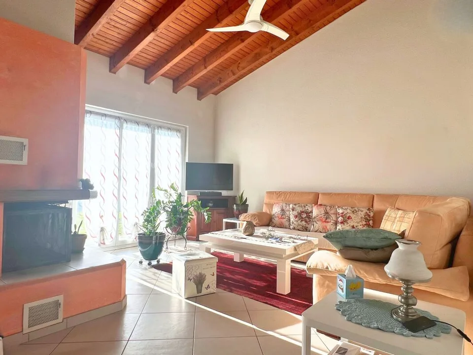 Maison unifamiliale merveilleuse avec jardin, vue et situation ensoleillée – photo 6 sur 20