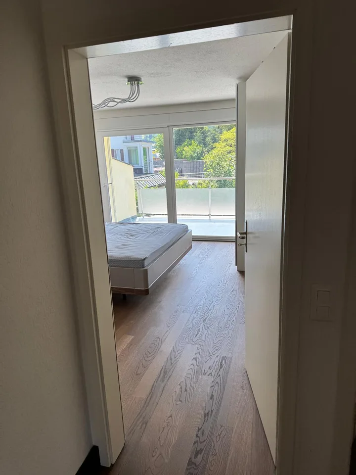 Affascinante casa a schiera di 6,5 locali sulla Bahnhofstrasse a Dottikon – foto 15 di 15