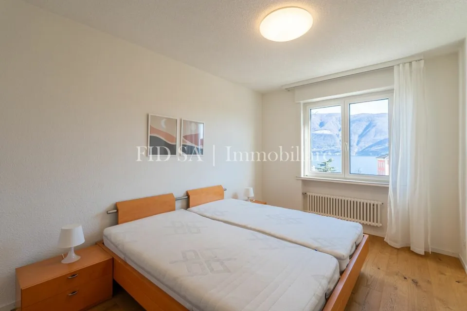 BRISSAGO - 2.5-Zimmerwohnung mit Seesicht - nur wenige Schritte vom See entfernt